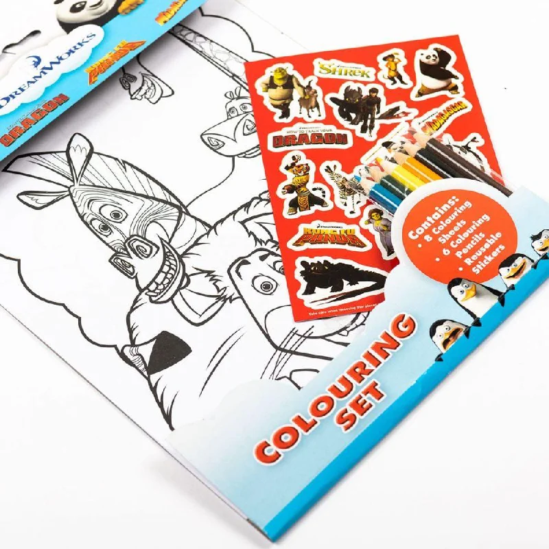 Interactive Books for garden play-Alligator Dreamworks Colouring Book - English